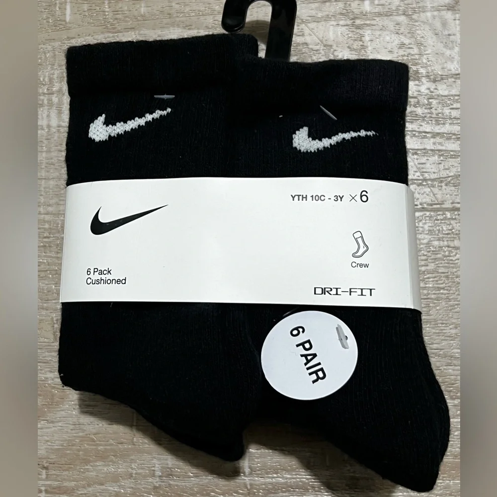Nike Dri-FIT‎ Cushioned Crew Youth 10C-3Y Socks 6 Pack Black NWT Nike swoosh
